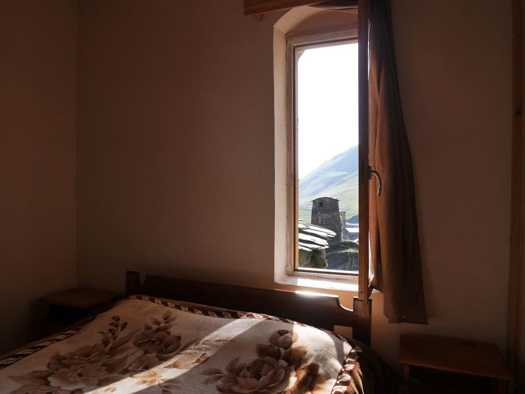 Chazhashi Guesthouse Ушґулі Екстер'єр фото